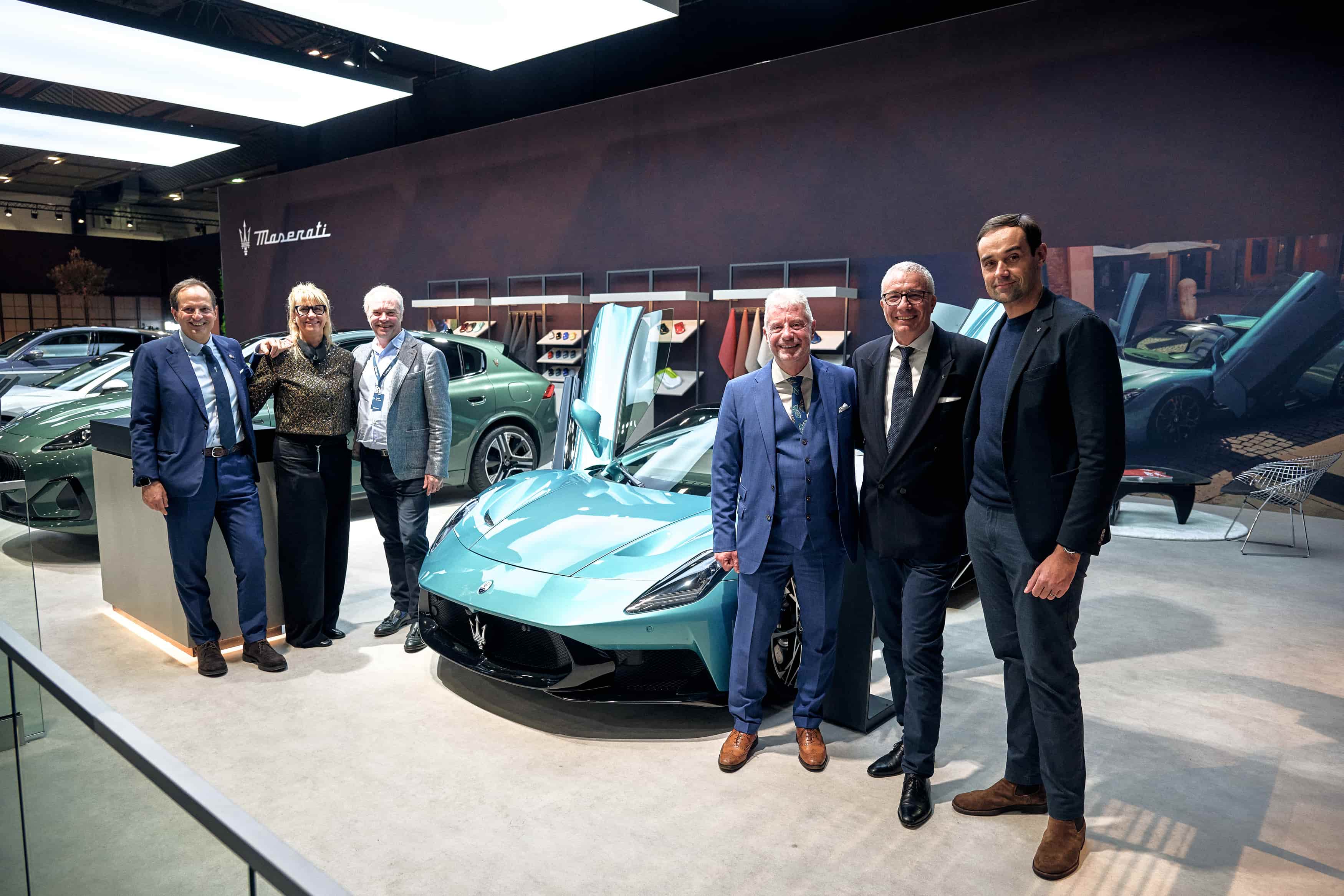 15_玛莎拉蒂“三叉戟之年”于2026布鲁塞尔车展优雅启幕