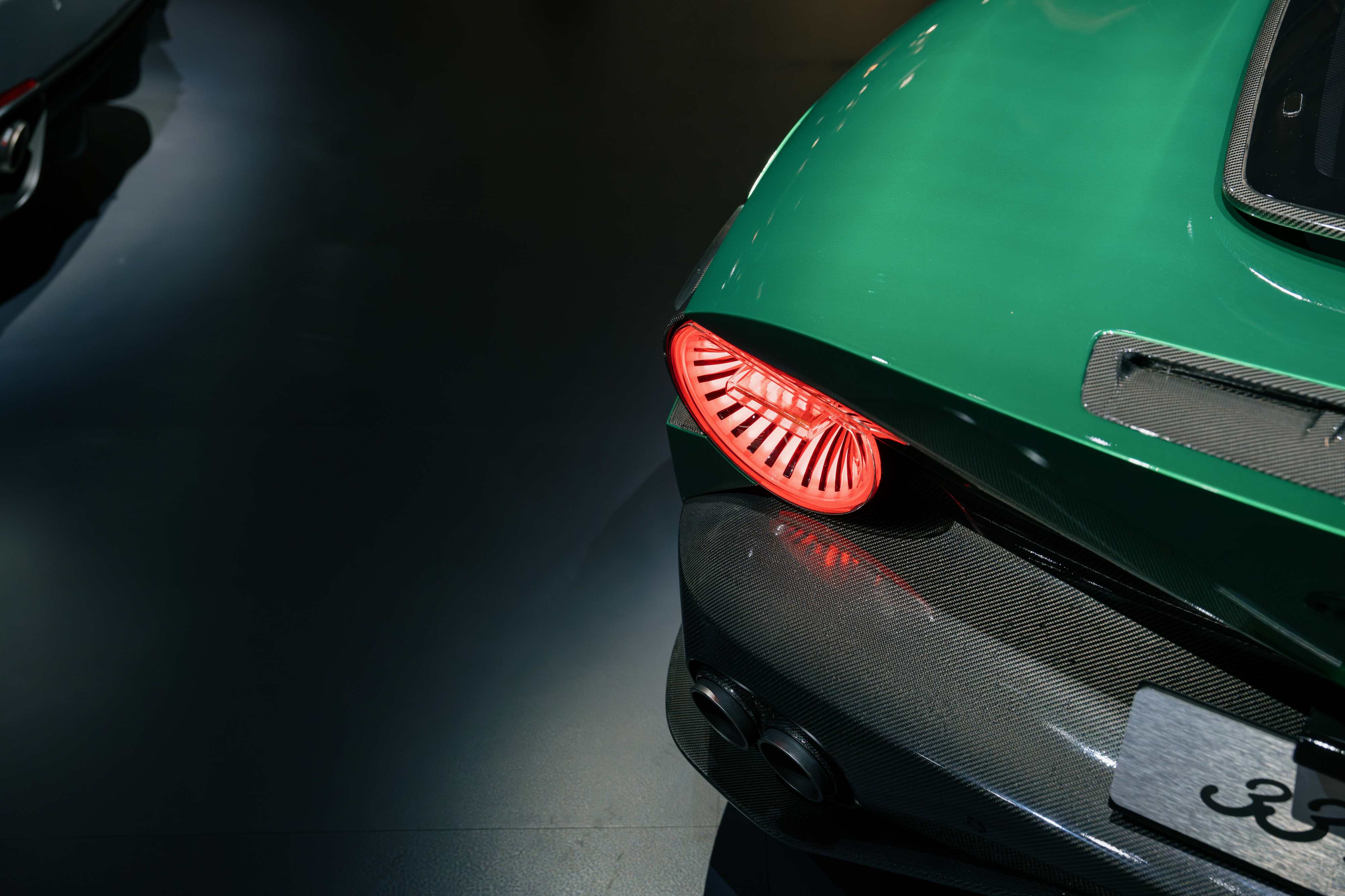 12_阿尔法·罗密欧New 33 Stradale