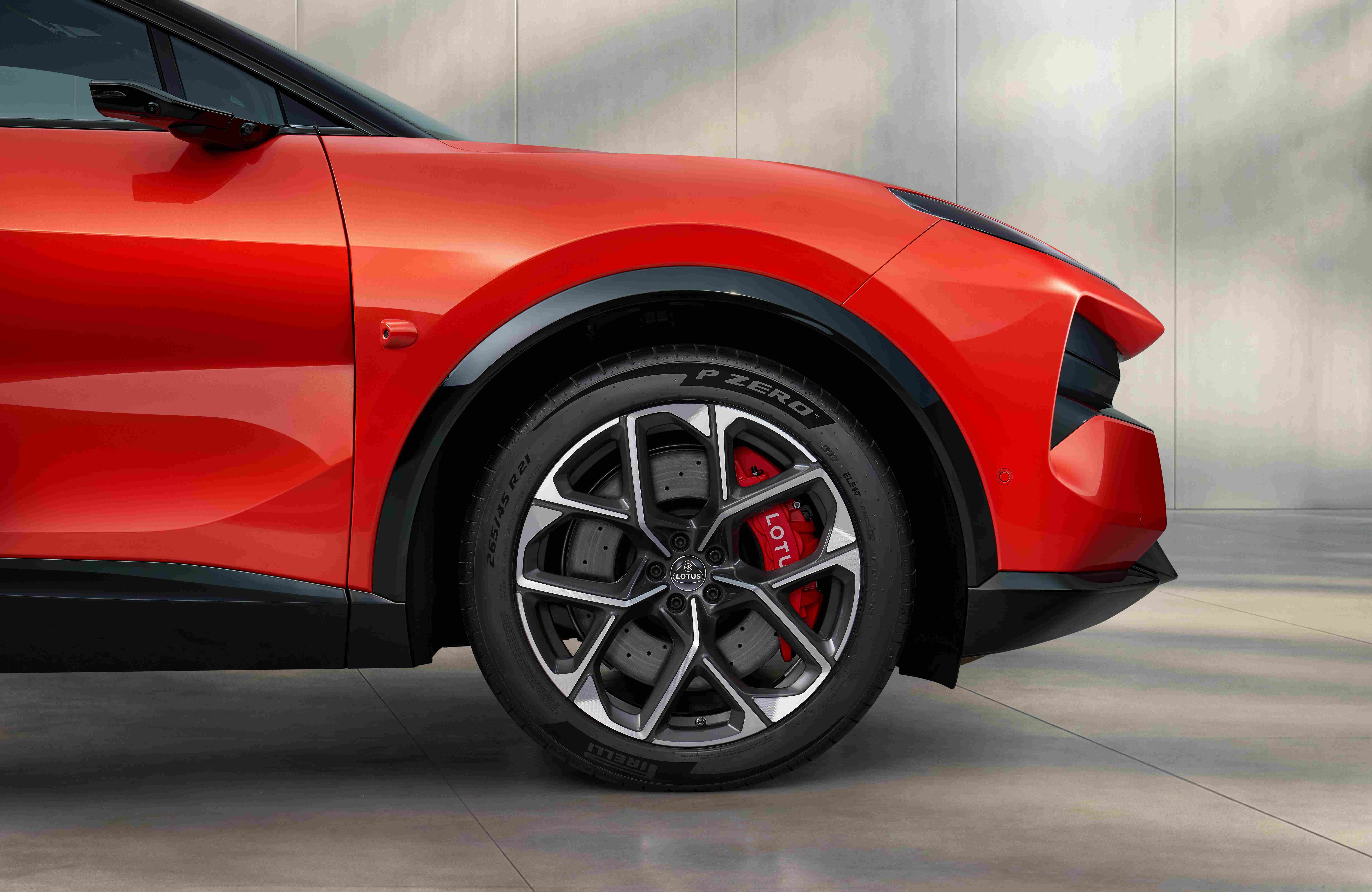 莲花跑车_倍耐力P Zero