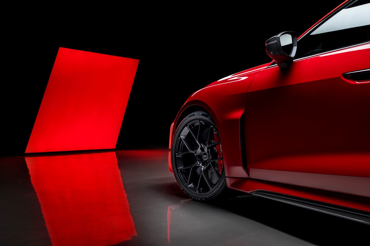 倍耐力P Zero R_奥迪RS5_Avant 倍耐力P Zero R_奥迪RS5_Avant